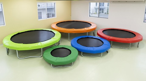 パワフル・トランポリン